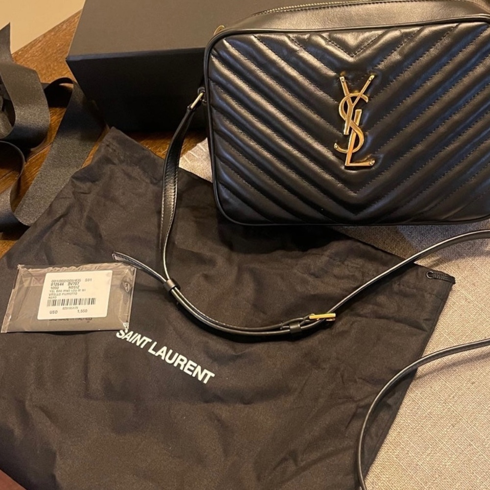Saint Laurent - Picture 6 of 11